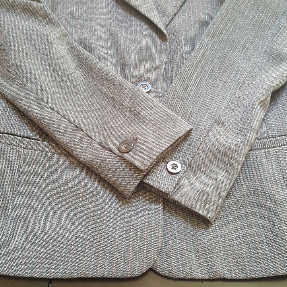 Apostrophe Brown Multicolor Pinstripe Blazer 2 - Picture 4 of 8